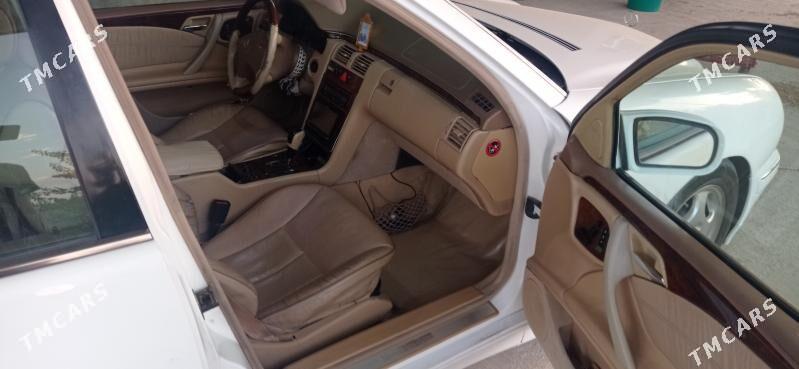Mercedes-Benz E320 2001 - 111 000 TMT - Бахарден - img 5
