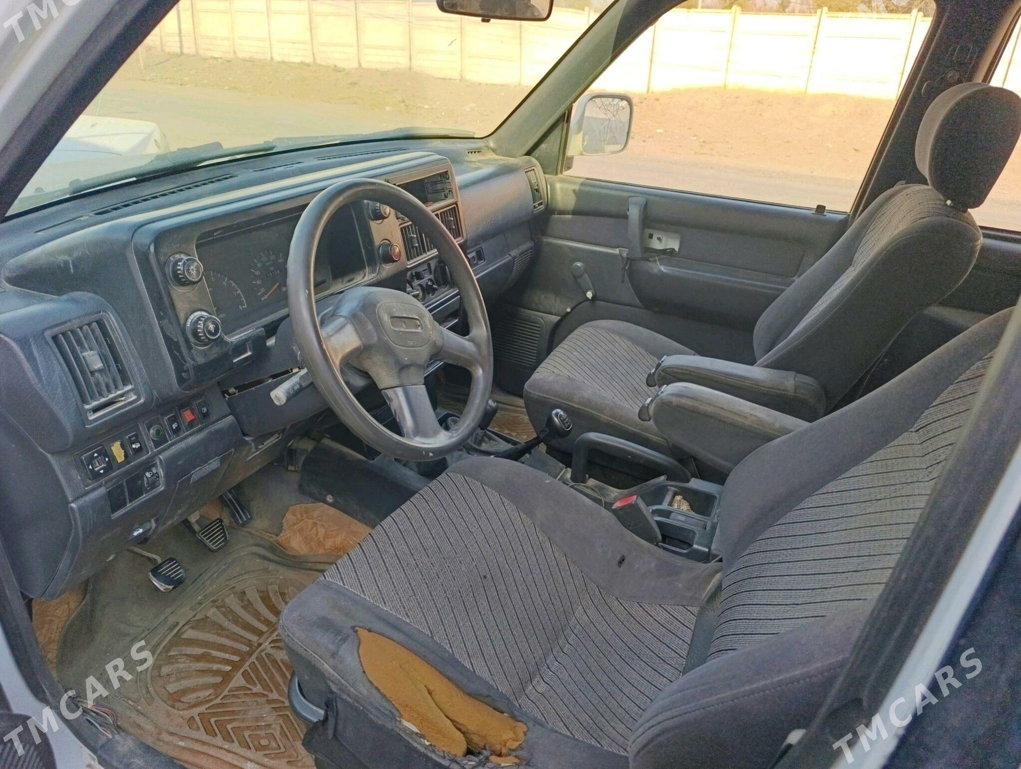 Mitsubishi Montero 1994 - 50 000 TMT - Мары - img 4