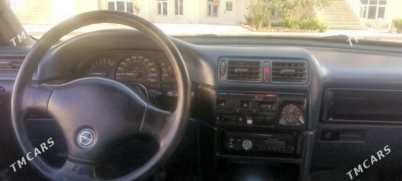 Opel Vectra 1989 - 32 000 TMT - Türkmenabat - img 4