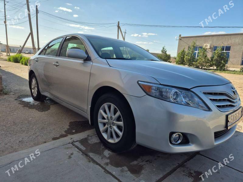 Toyota Camry 2011 - 230 000 TMT - Кёнеургенч - img 2