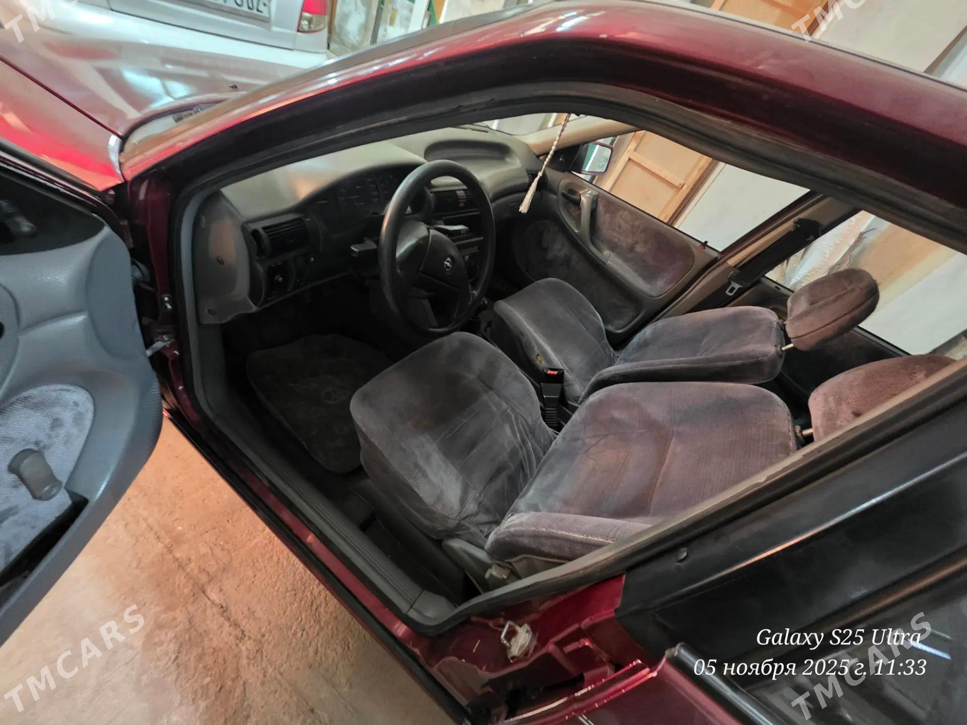 Opel Astra 1992 - 32 000 TMT - Дашогуз - img 3