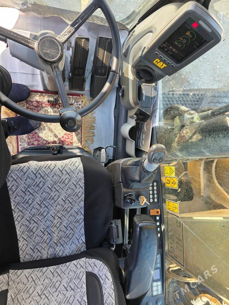 Caterpillar Excavator 2013 - 999 000 TMT - Balkanabat - img 7
