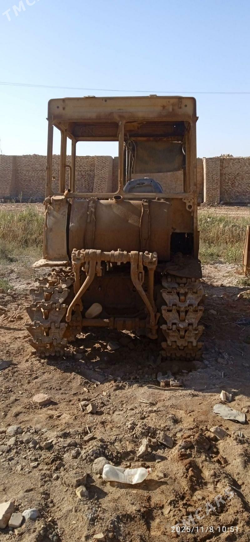 MTZ 82 1990 - 11 000 TMT - Babadaýhan - img 3
