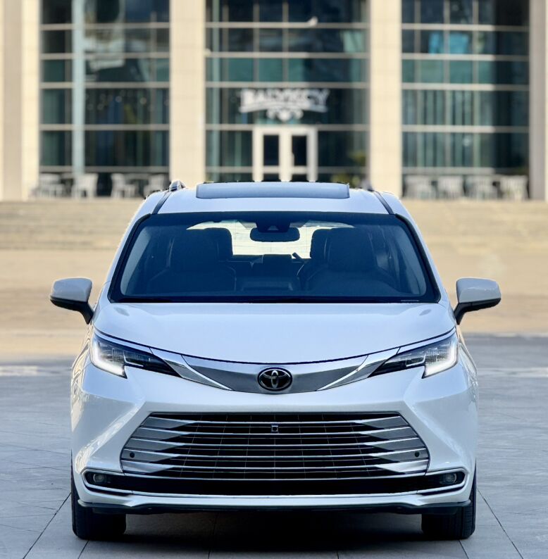 Toyota Sienna 2021 - 540 000 TMT - Ашхабад - img 2