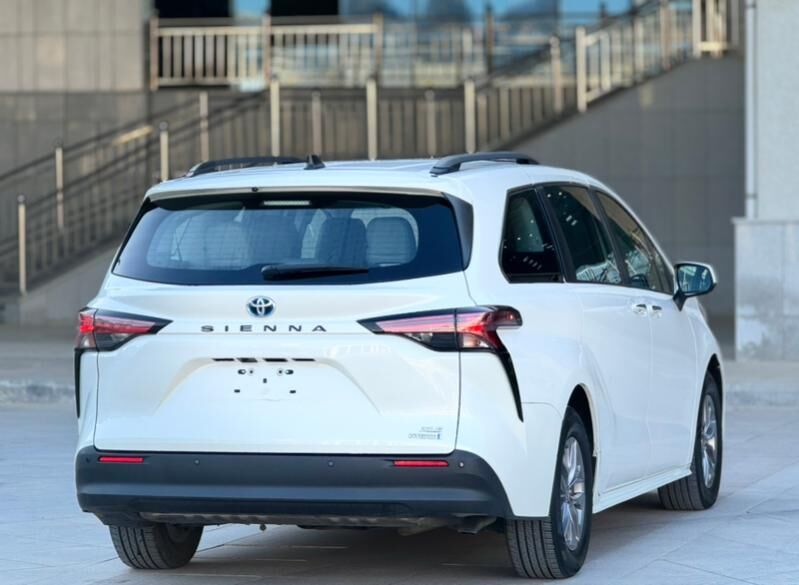 Toyota Sienna 2021 - 540 000 TMT - Ашхабад - img 7