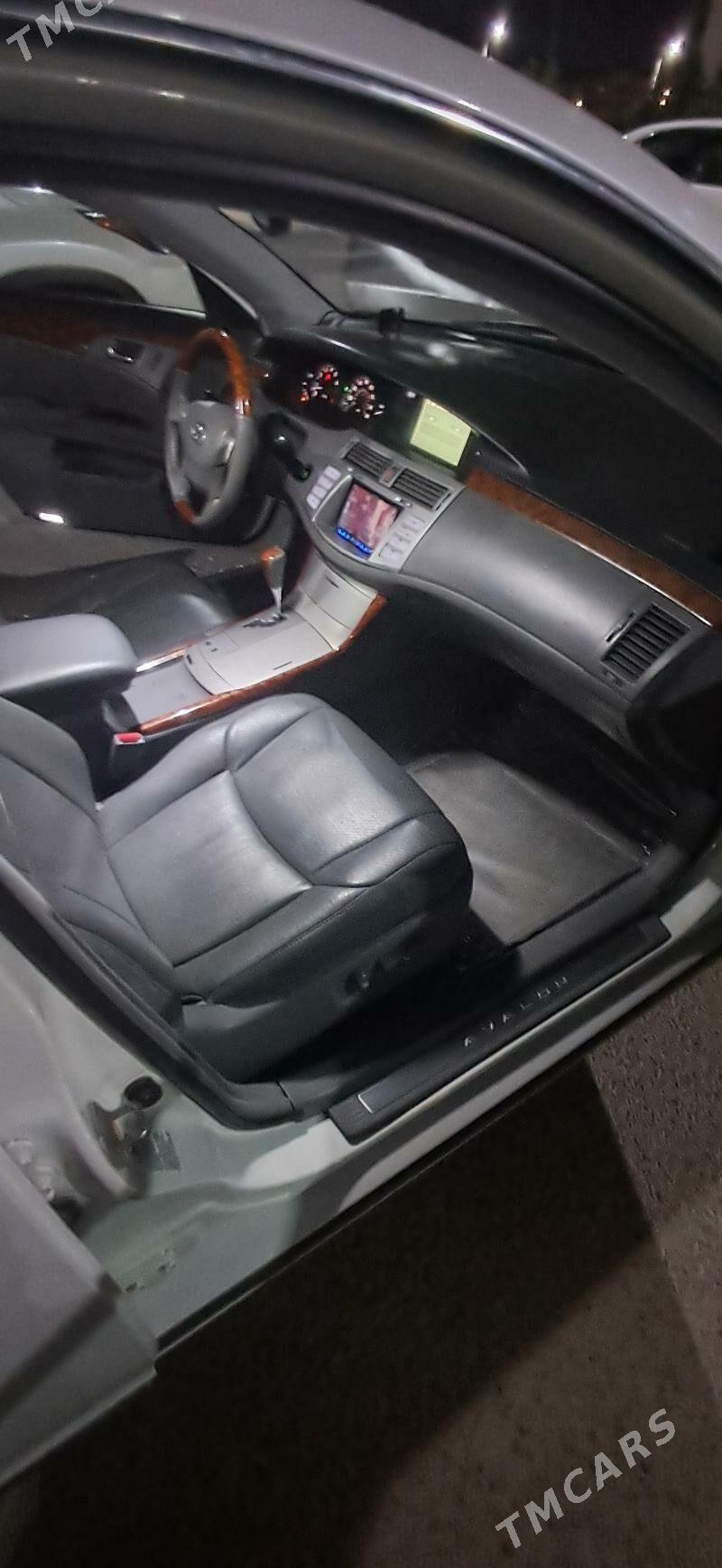 Toyota Avalon 2006 - 240 000 TMT - Бузмеин - img 8