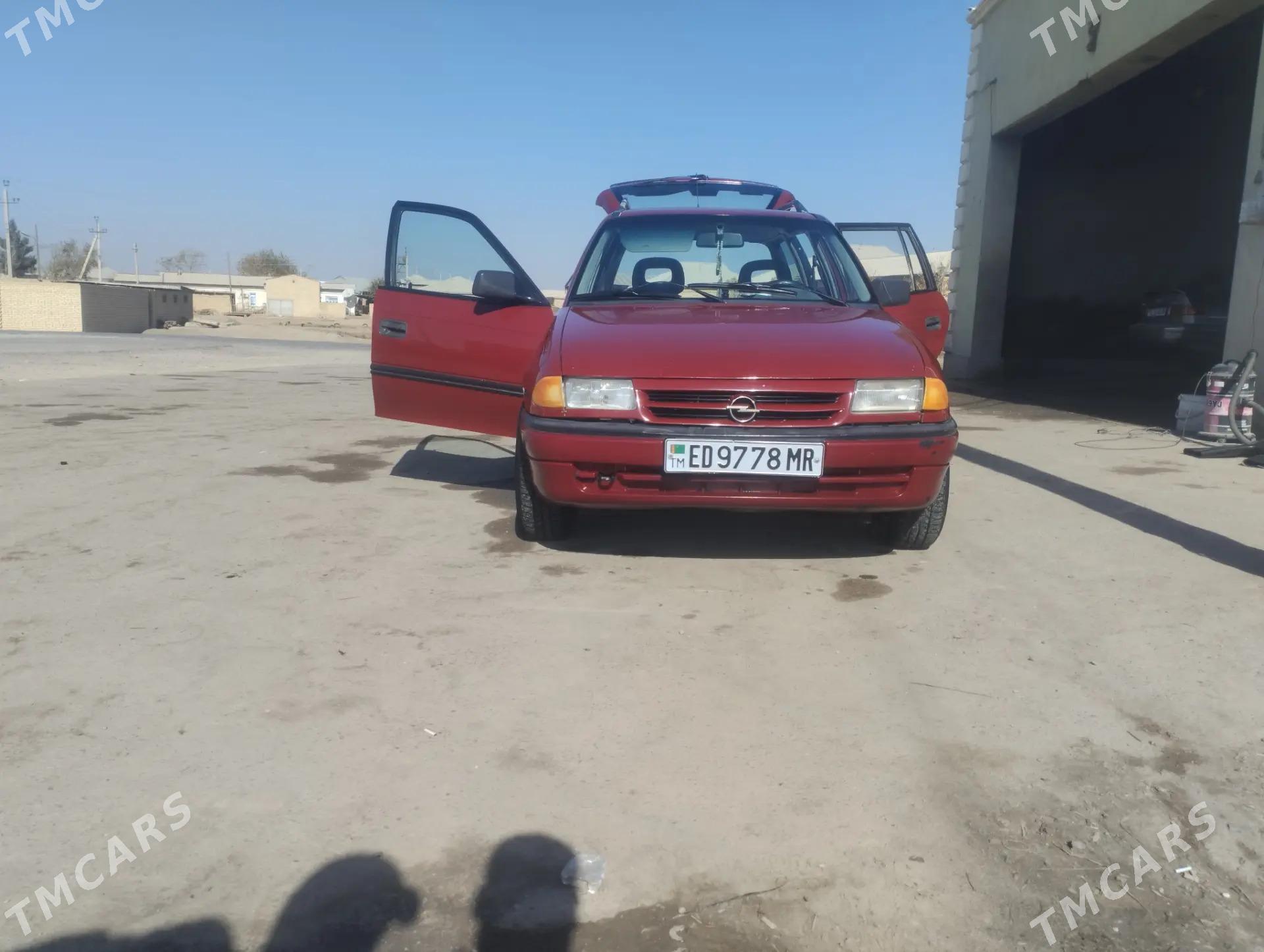 Opel Astra 1992 - 38 000 TMT - Murgap - img 1