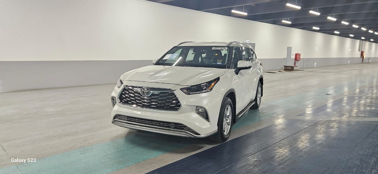 Toyota Highlander 2021 - 527 000 TMT - Ашхабад - img 1