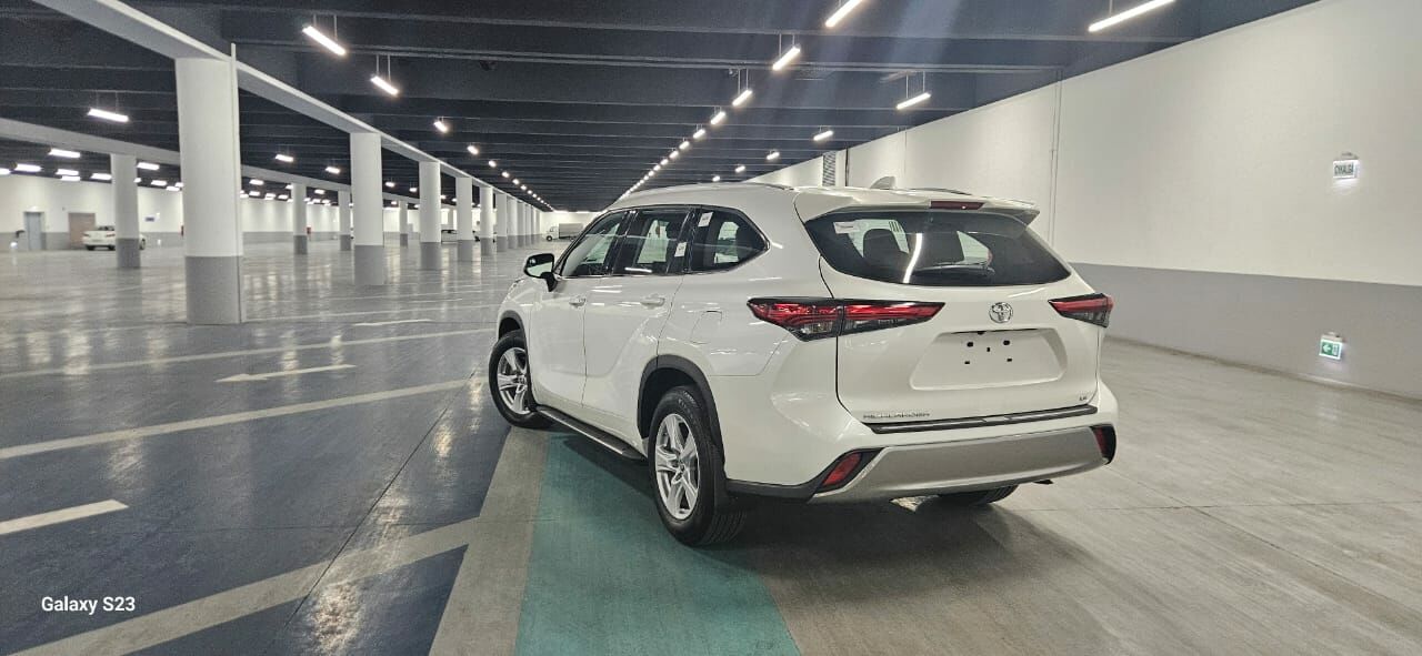 Toyota Highlander 2021 - 527 000 TMT - Ашхабад - img 4