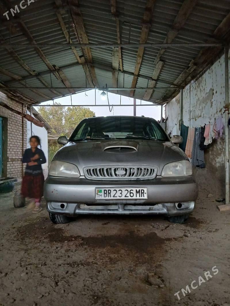 Kia Carnival 2001 - 70 000 TMT - Тагтабазар - img 4