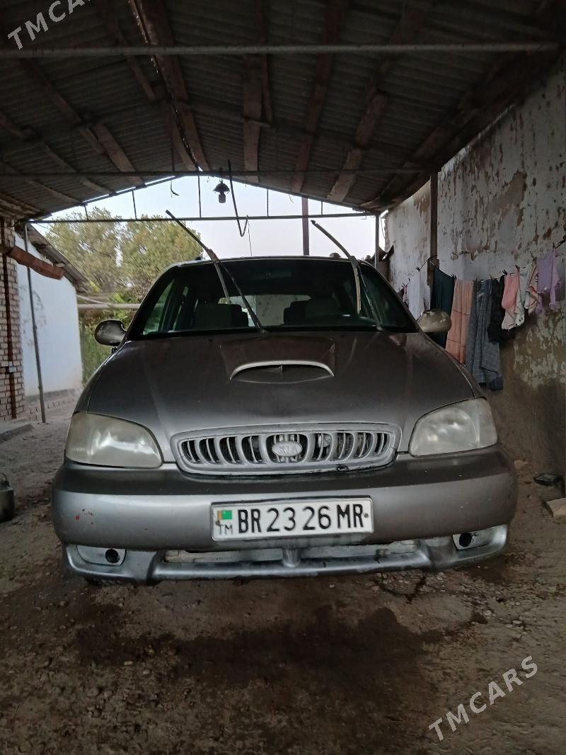 Kia Carnival 2001 - 70 000 TMT - Тагтабазар - img 6