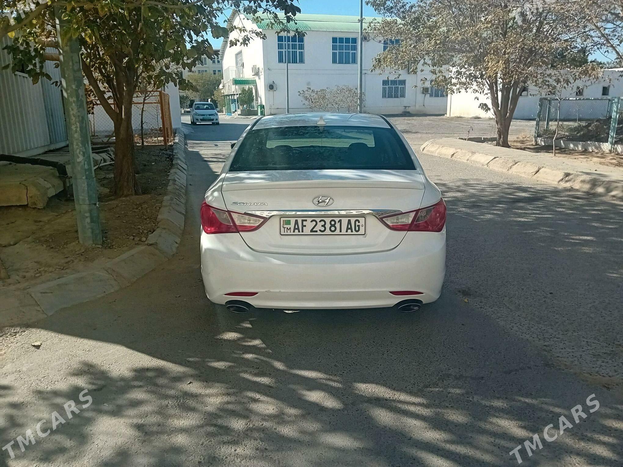 Hyundai Sonata 2011 - 148 000 TMT - Ашхабад - img 4