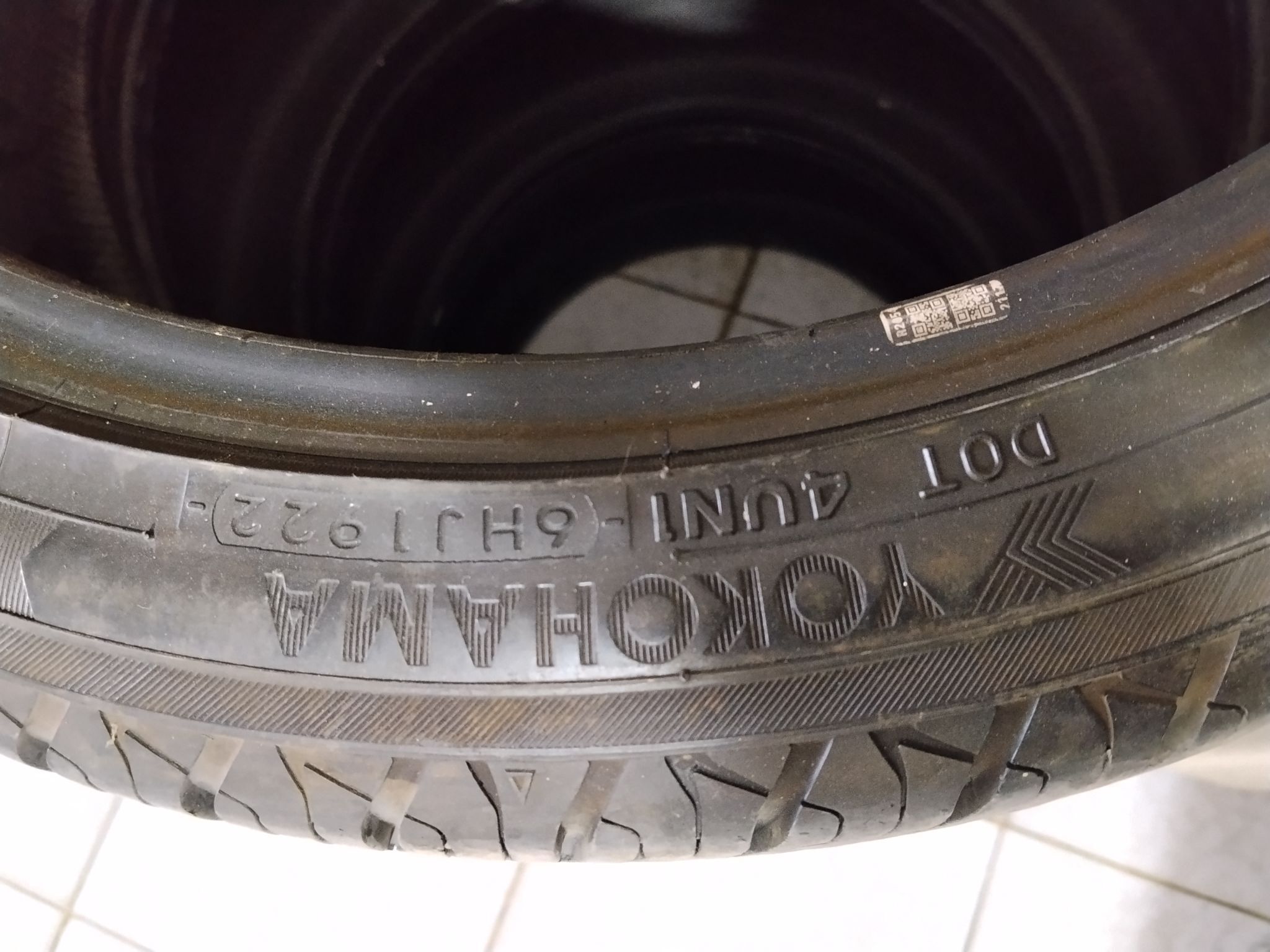 235 40 19 Yokohama 2 800 TMT - Гарадамак - img 8