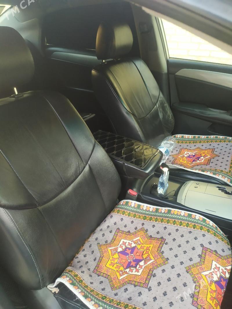 Toyota Avalon 2006 - 175 000 TMT - Saýat - img 5