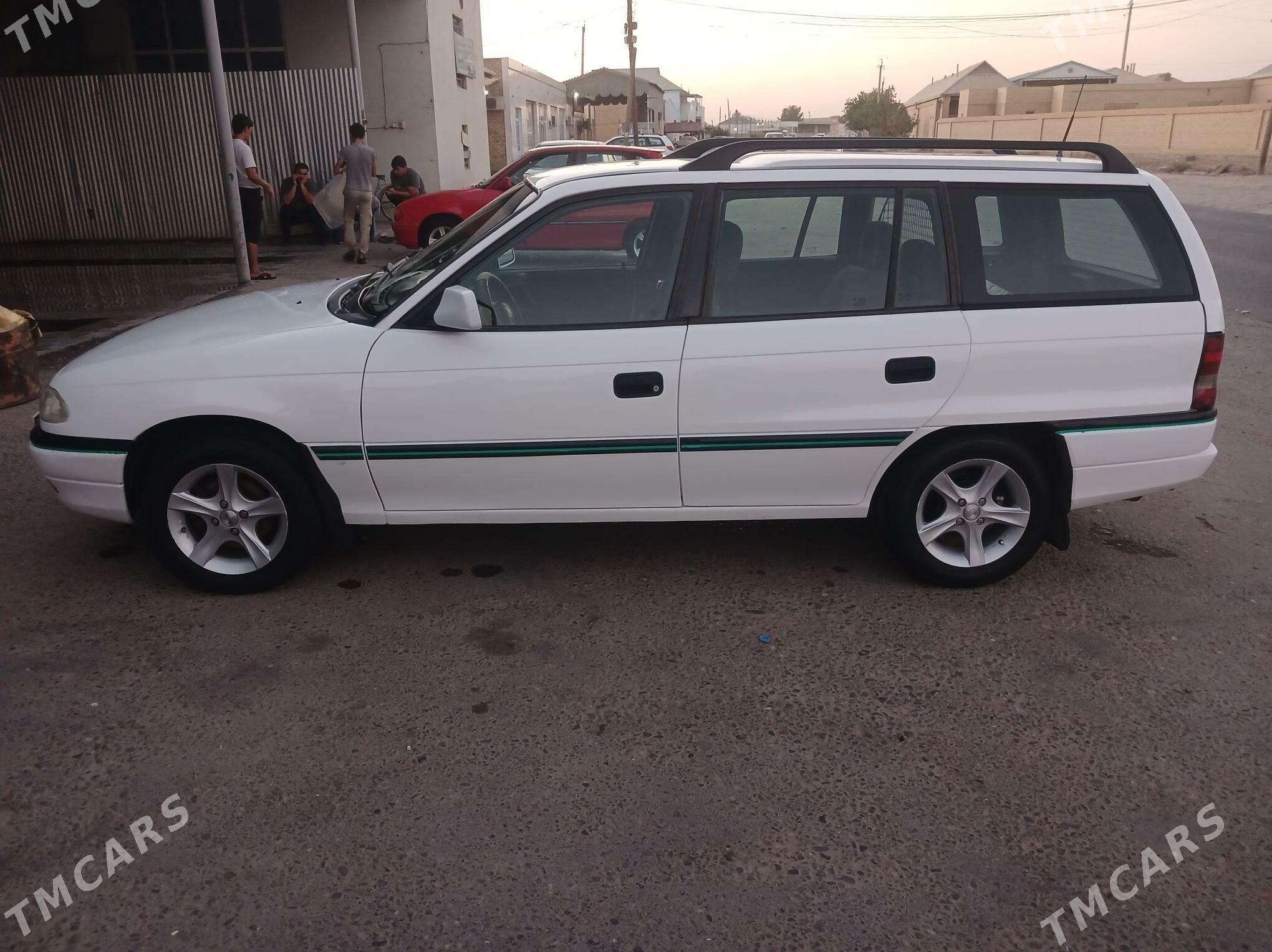 Opel Astra 1992 - 52 000 TMT - Мары - img 4