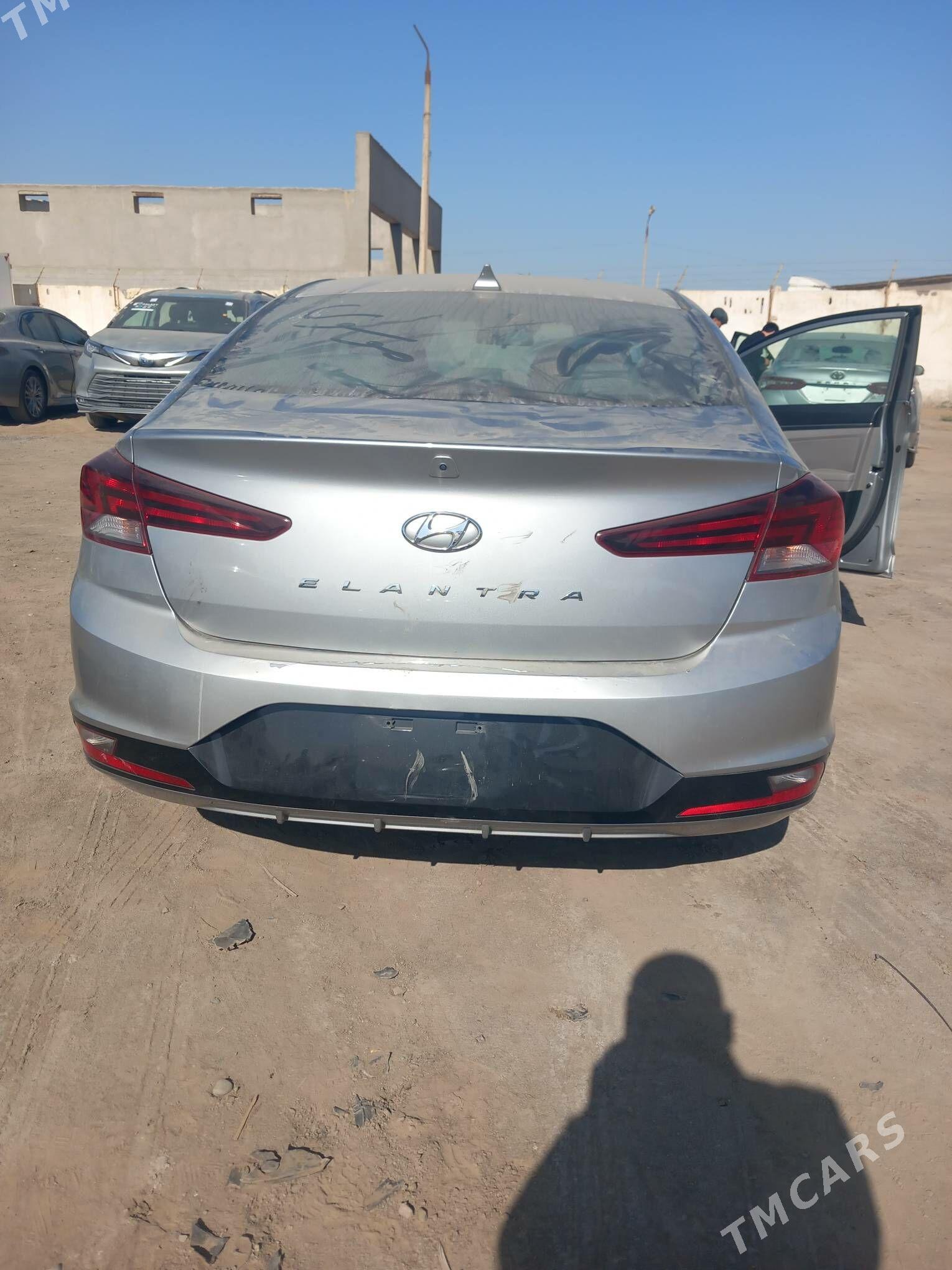 Hyundai Elantra 2020 - 200 000 TMT - Mary - img 1