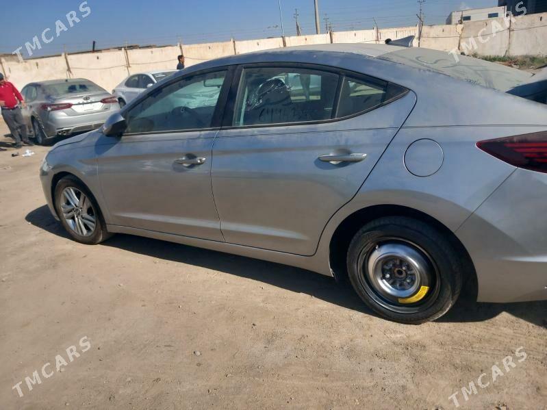 Hyundai Elantra 2020 - 200 000 TMT - Mary - img 2