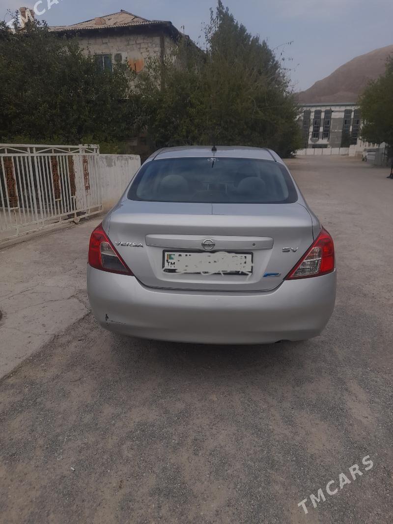 Nissan Versa 2011 - 92 000 TMT - Balkanabat - img 6