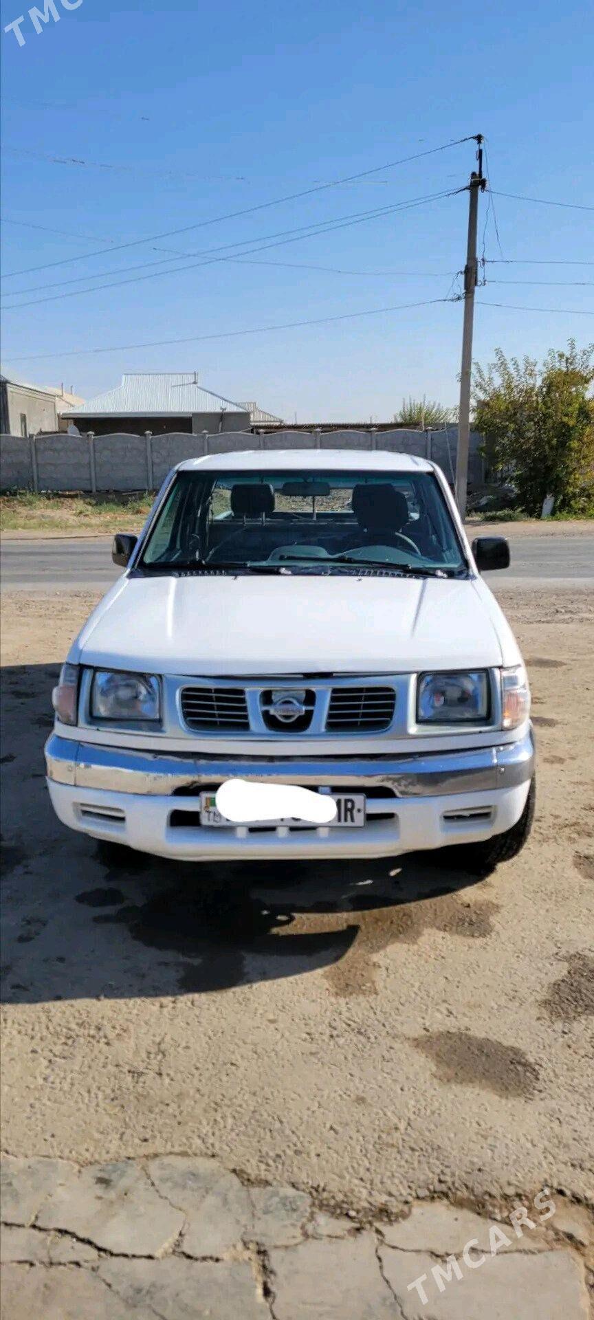 Nissan Navara 2001 - 75 000 TMT - Türkmengala - img 4