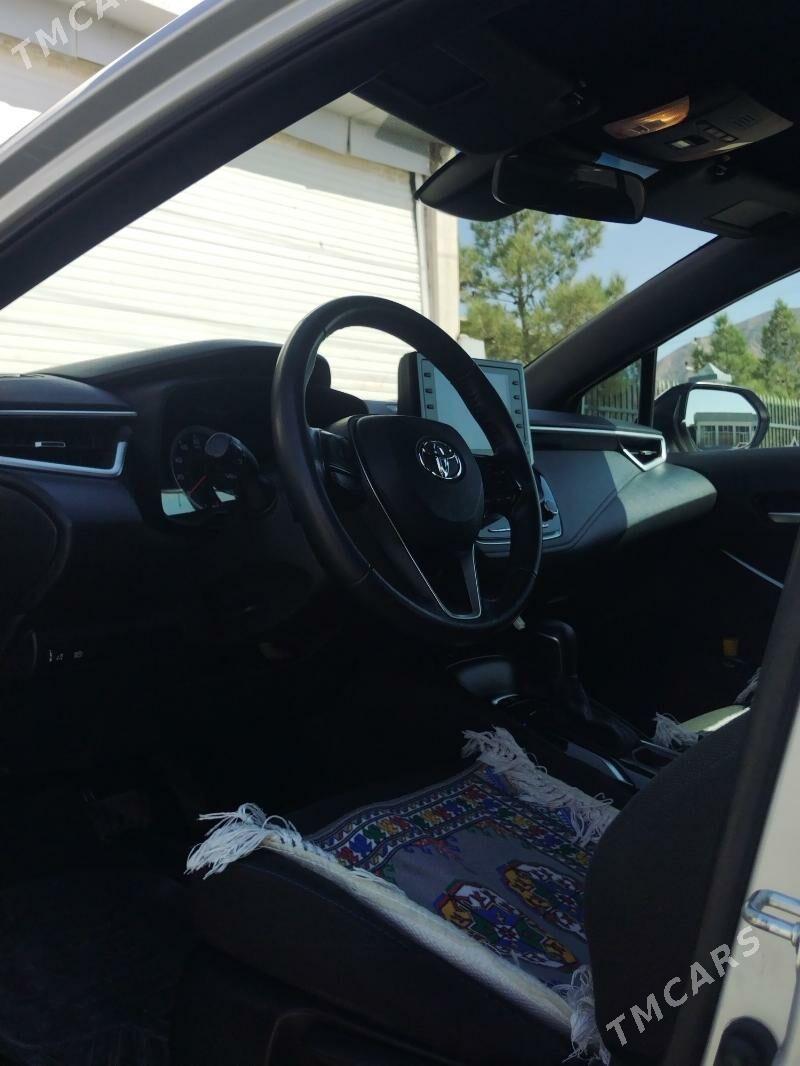 Toyota Corolla 2022 - 280 000 TMT - Balkanabat - img 6