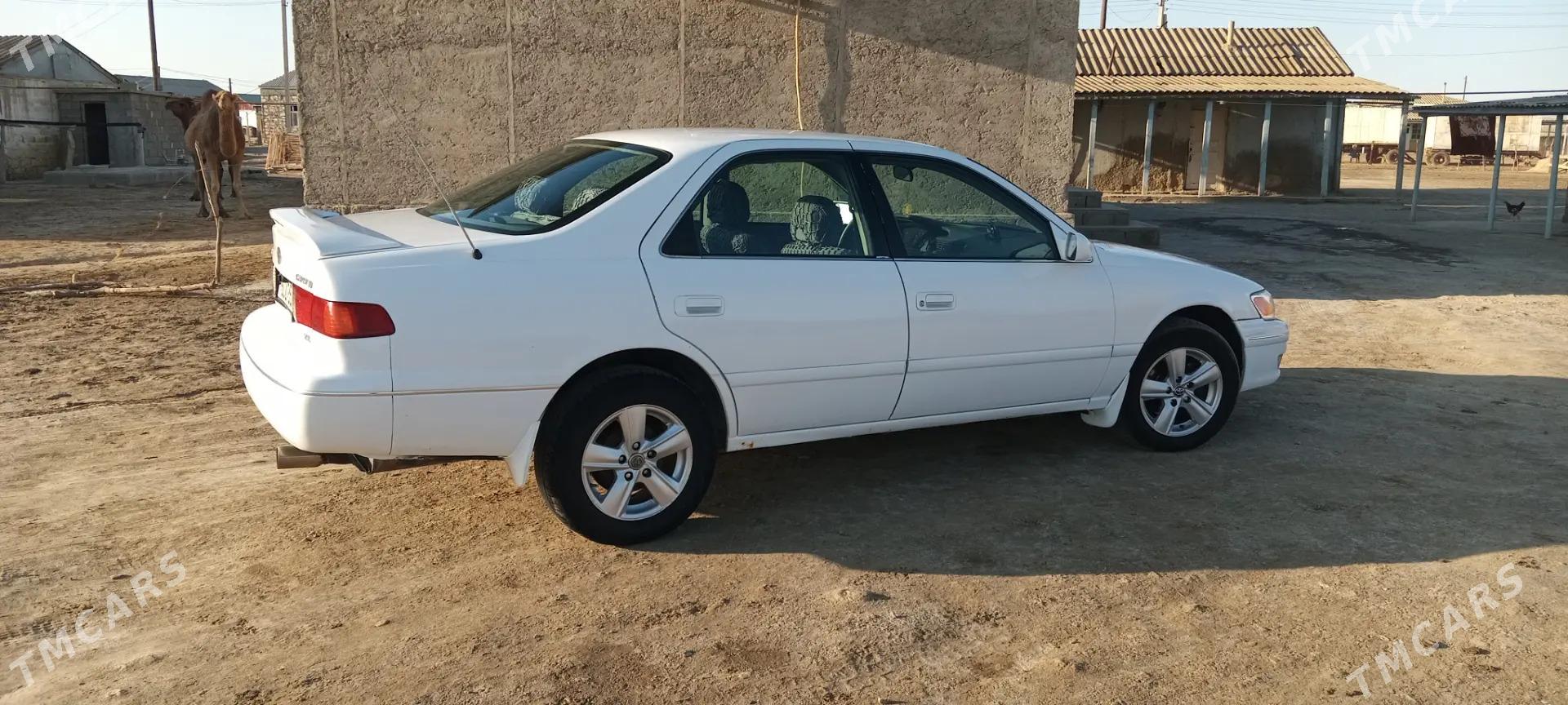 Toyota Camry 2001 - 140 000 TMT - Этрек - img 5