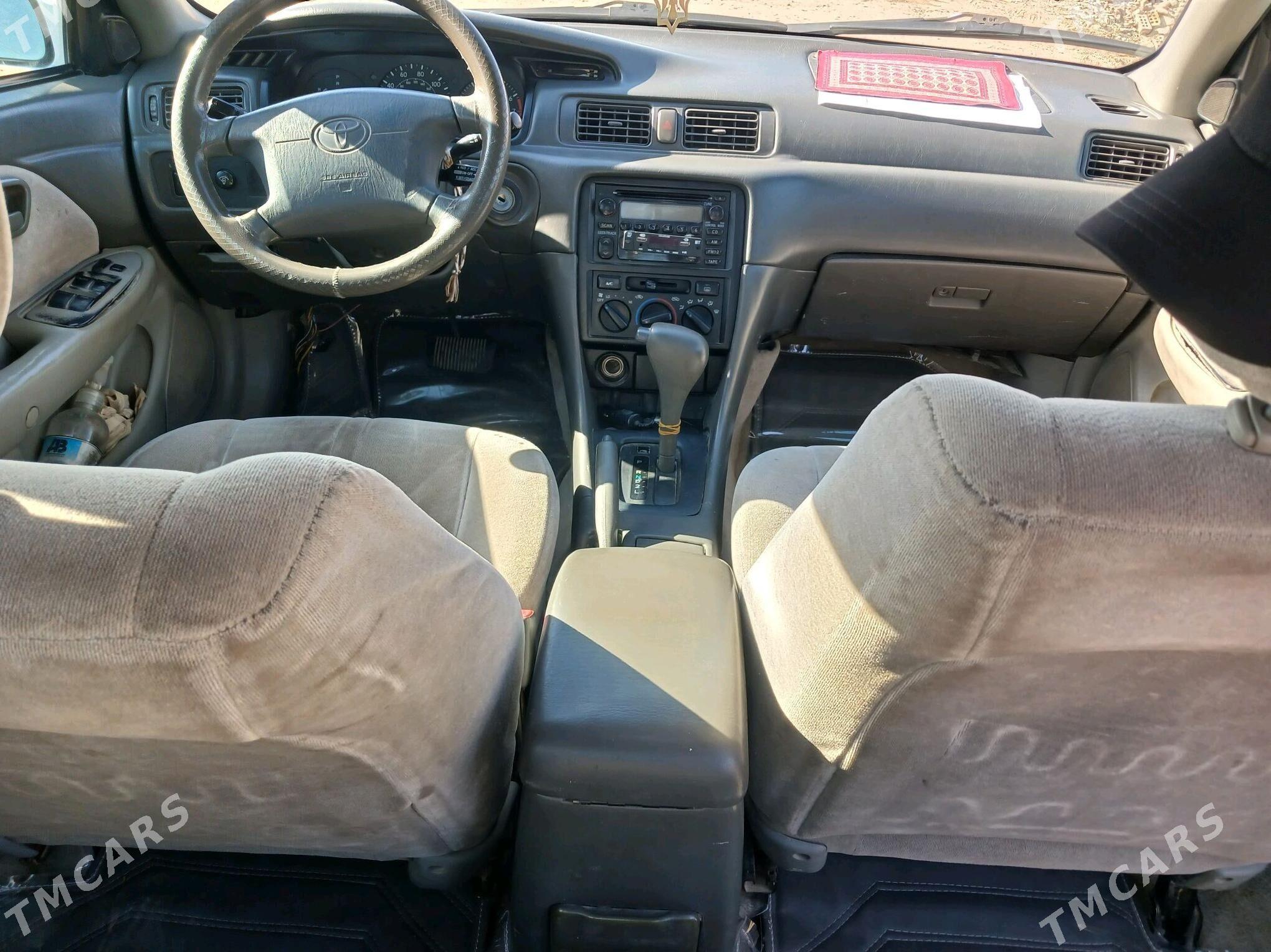 Toyota Camry 2001 - 120 000 TMT - Мары - img 7