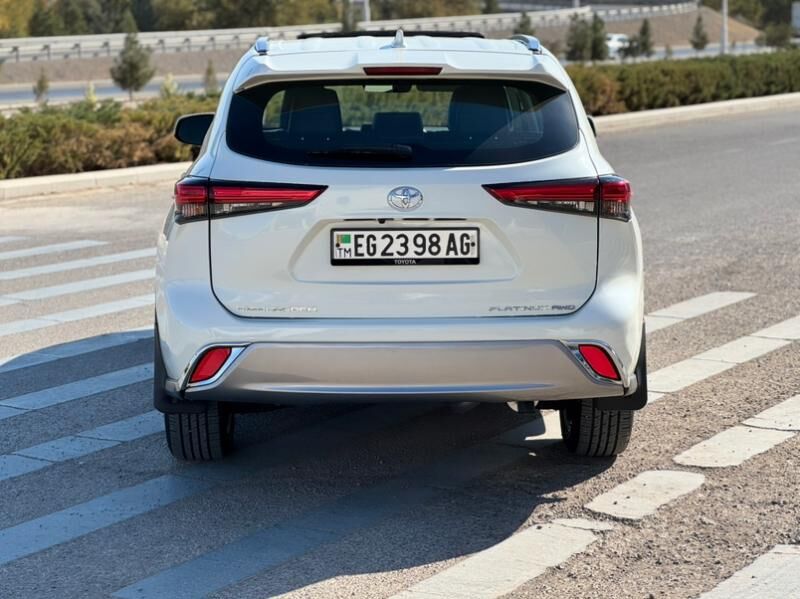 Toyota Highlander 2021 - 507 000 TMT - Aşgabat - img 4