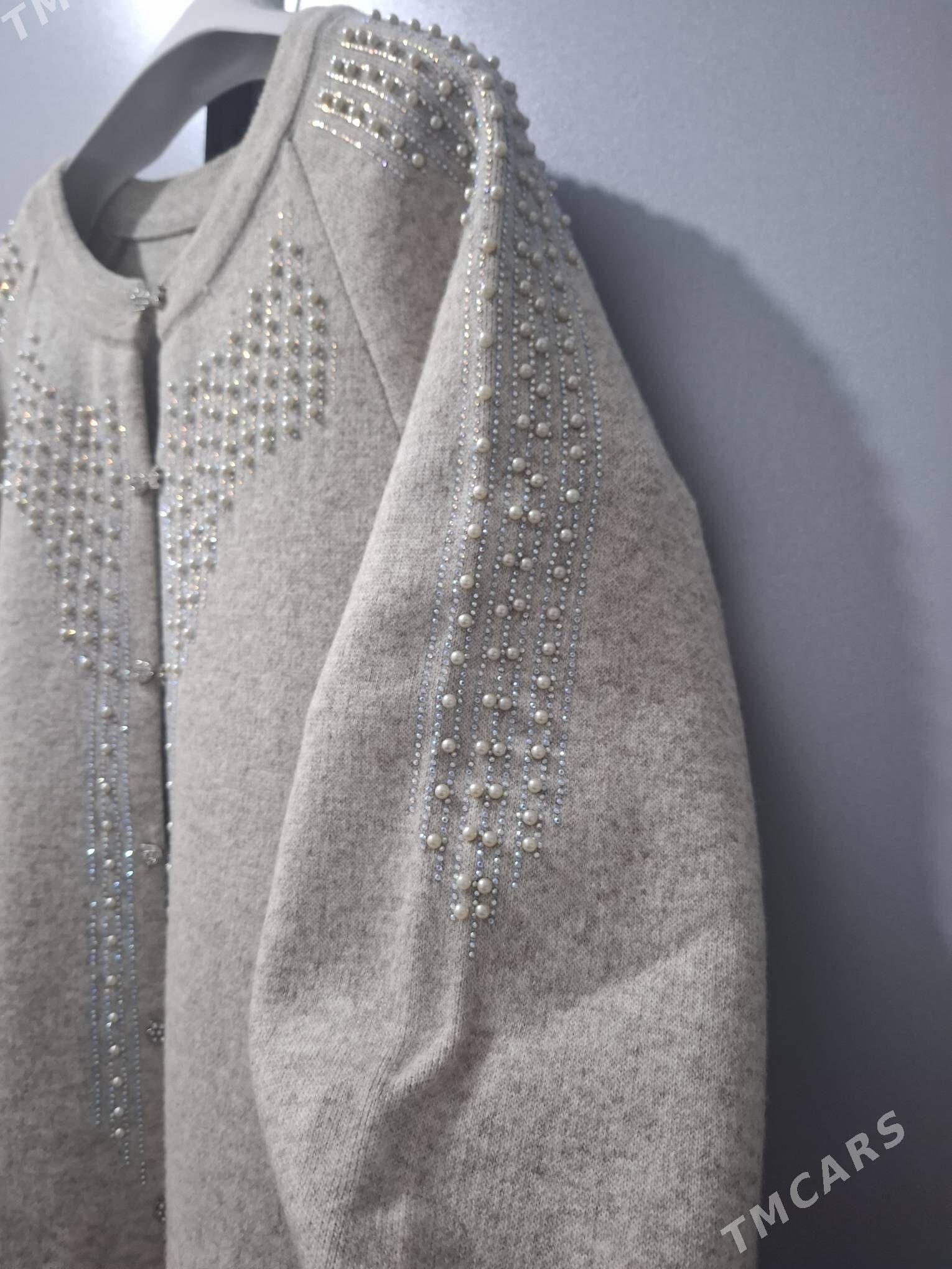 claudia 1gezek geylen - Parahat 2 - img 2