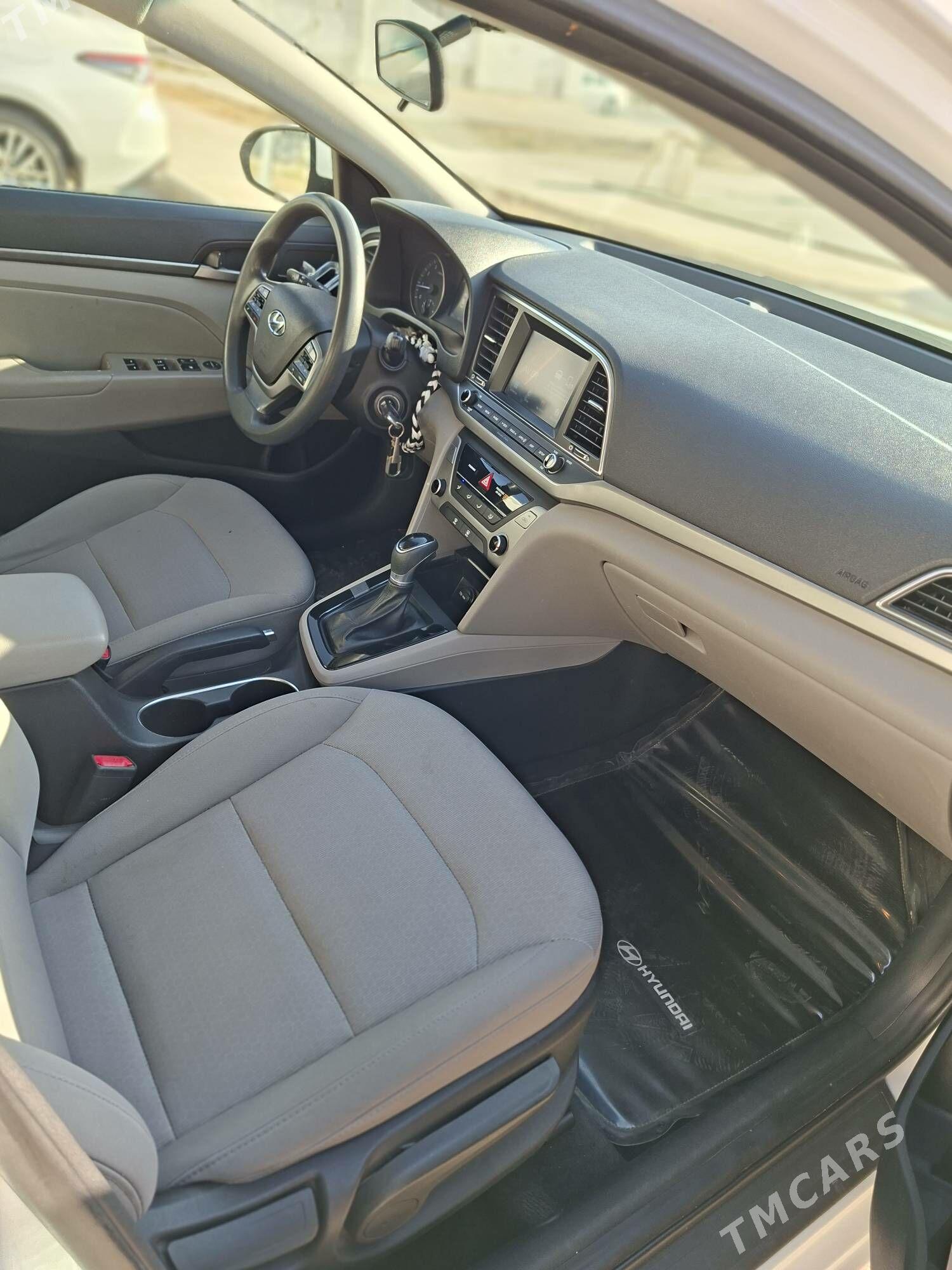 Hyundai Elantra 2018 - 200 000 TMT - Aşgabat - img 2