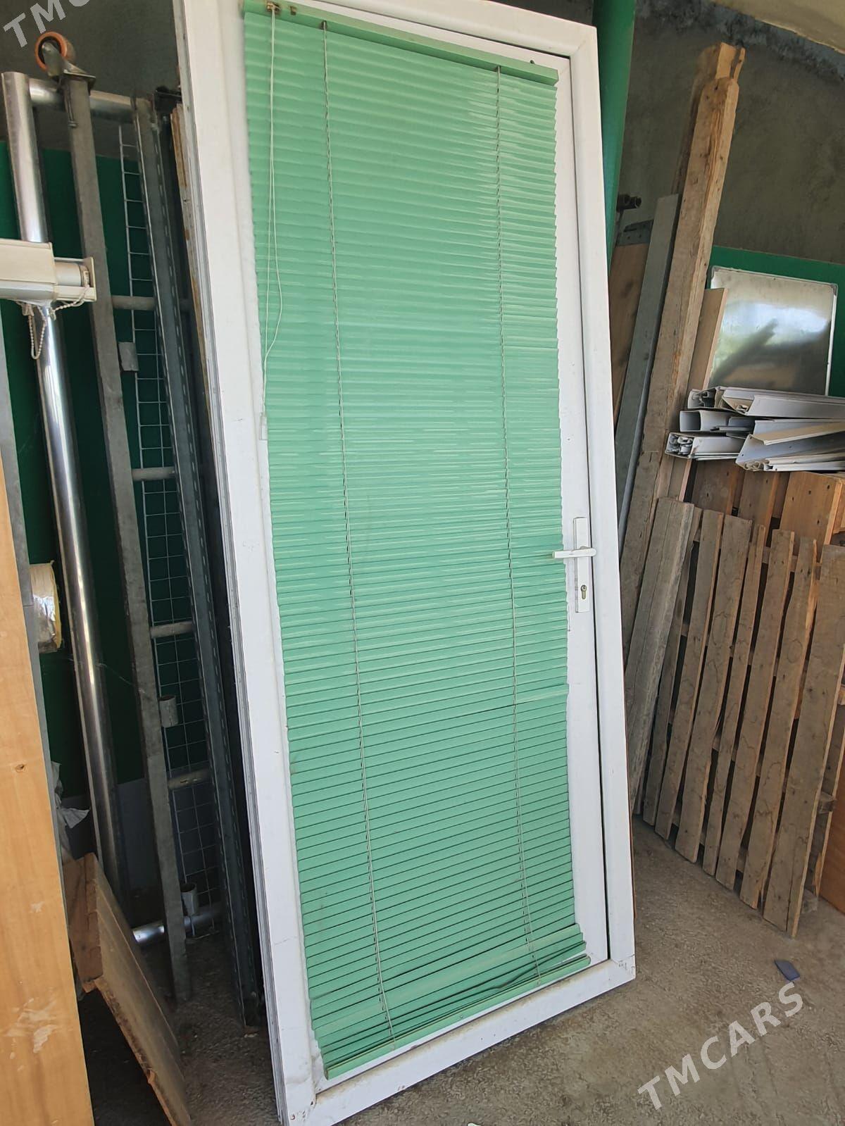 Satlyk gapy (ulanylan) - Aşgabat - img 4