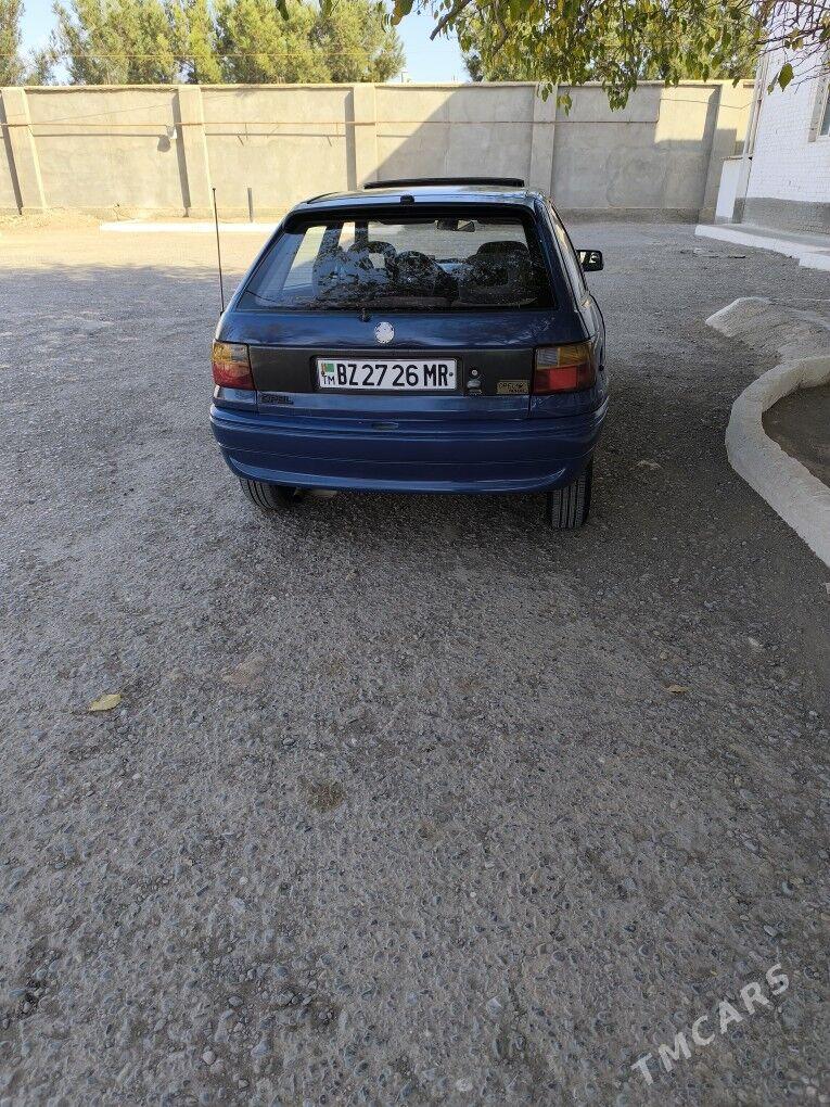 Opel Astra 1993 - 28 000 TMT - Теджен - img 3