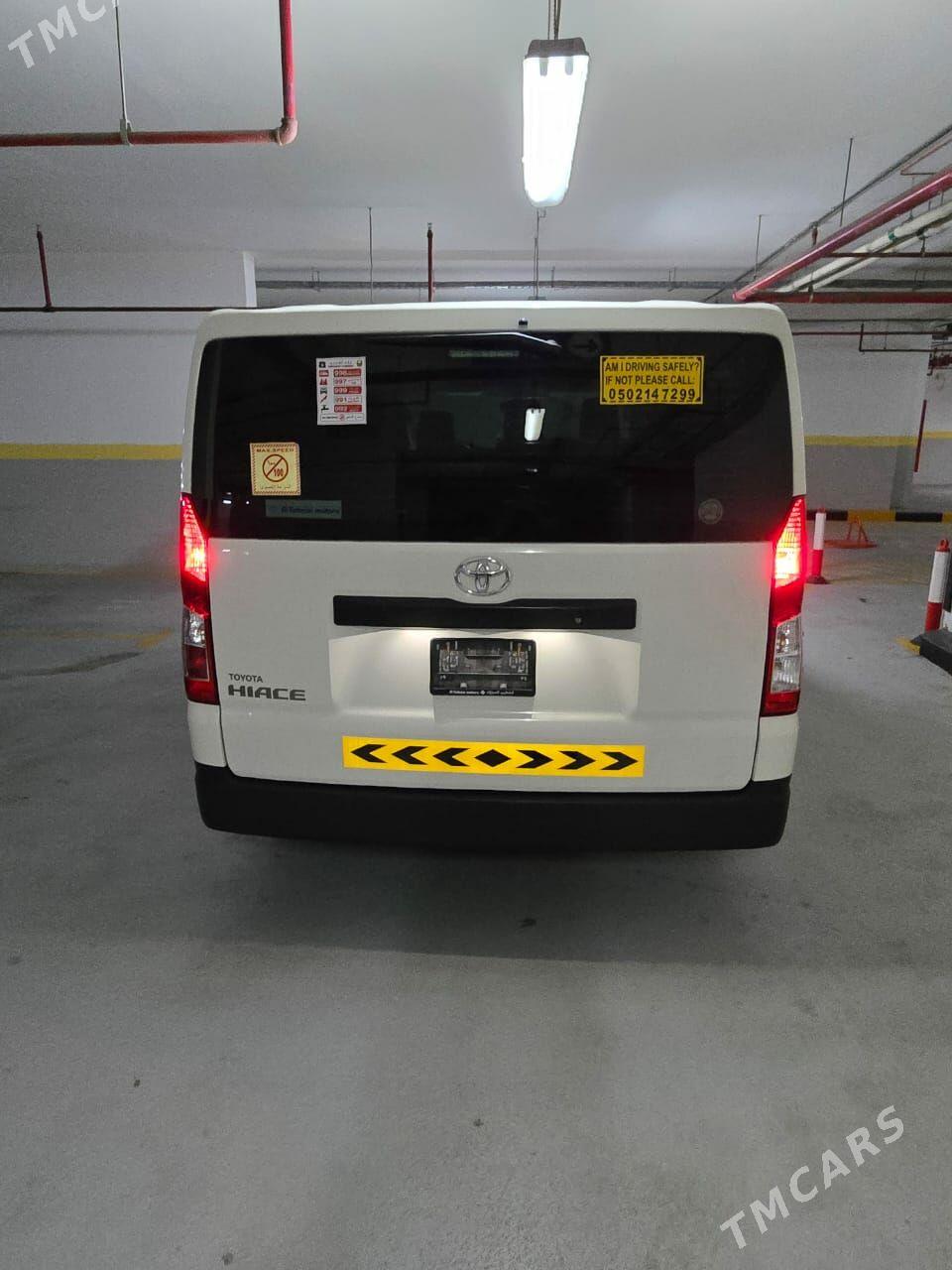 Toyota Hiace 2023 - 560 000 TMT - Мары - img 4