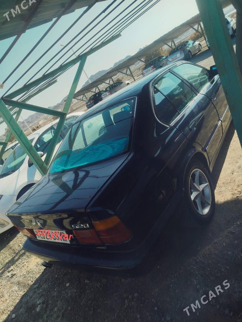 BMW 520 1988 - 28 000 TMT - Türkmenbaşy - img 5