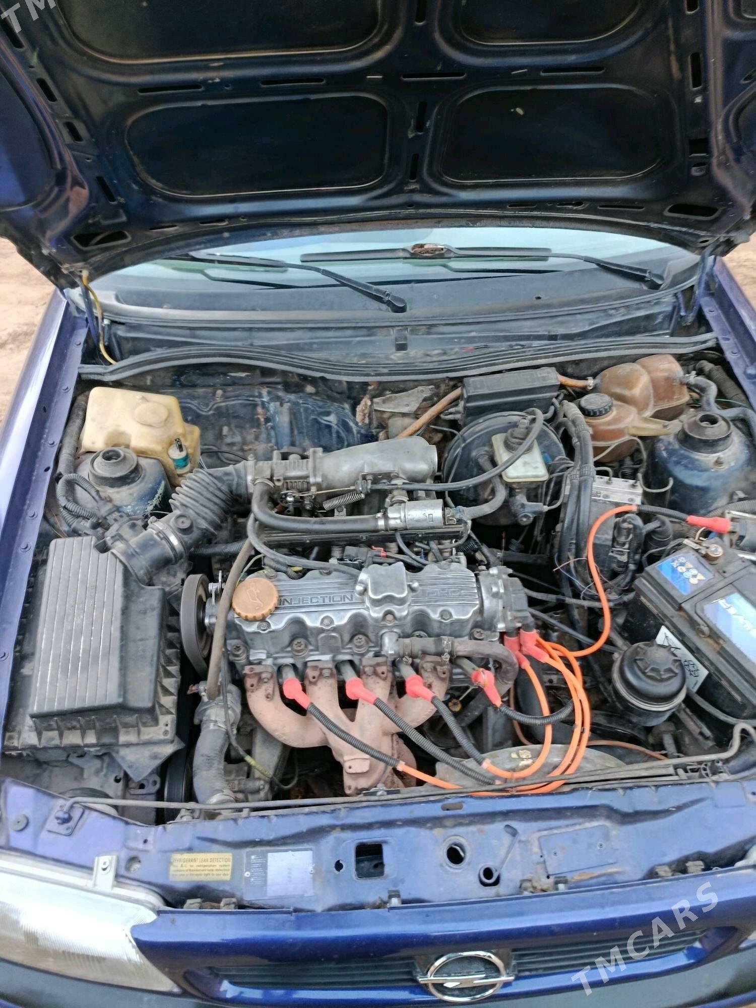 Opel Astra 1994 - 45 000 TMT - Кёнеургенч - img 4