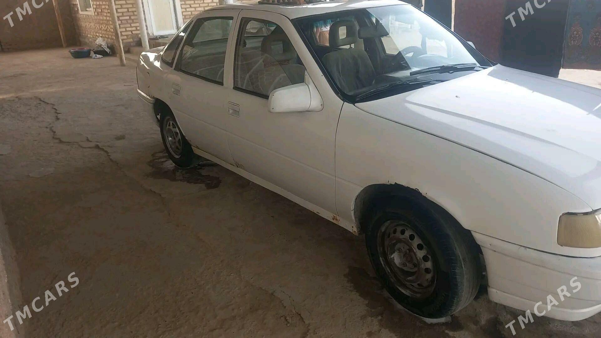 Opel Vectra 1992 - 15 000 TMT - Бабадайхан - img 2