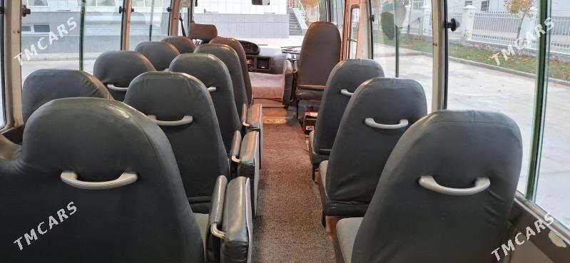 Toyota Coaster 2006 - 350 000 TMT - Кëши - img 5