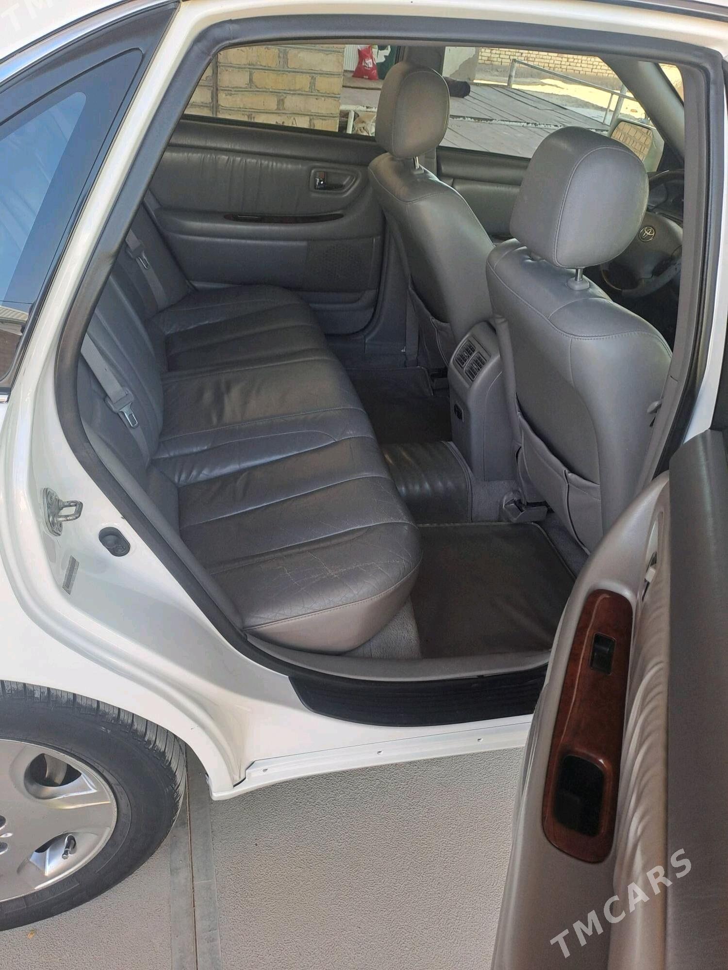 Toyota Avalon 2002 - 200 000 TMT - Сакарчага - img 4