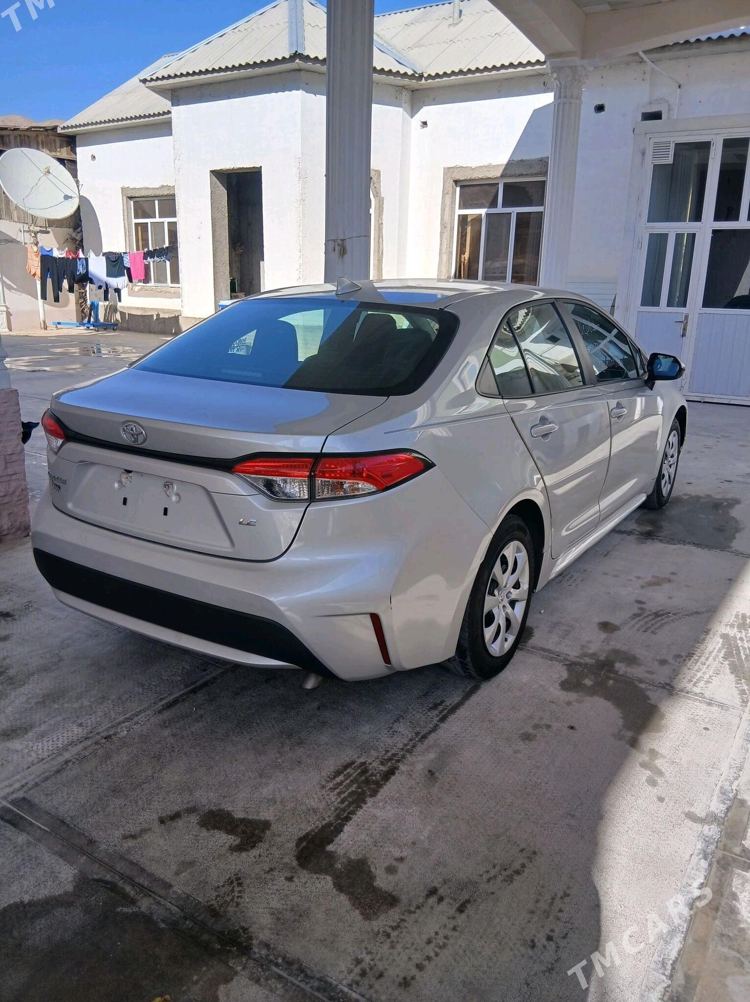 Toyota Corolla 2022 - 240 000 TMT - Балканабат - img 1