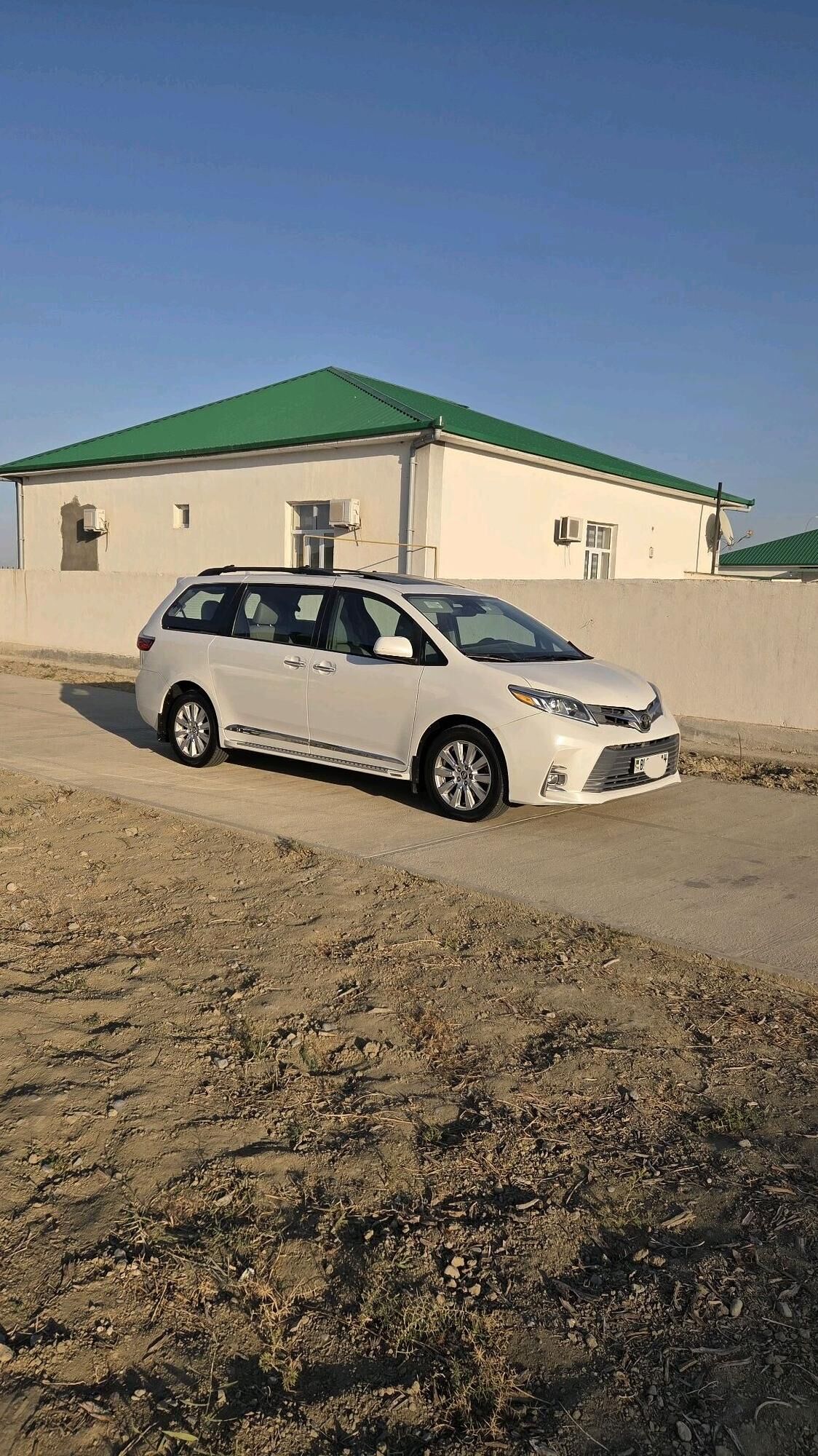 Toyota Sienna 2019 - 400 000 TMT - Гёкдепе - img 6