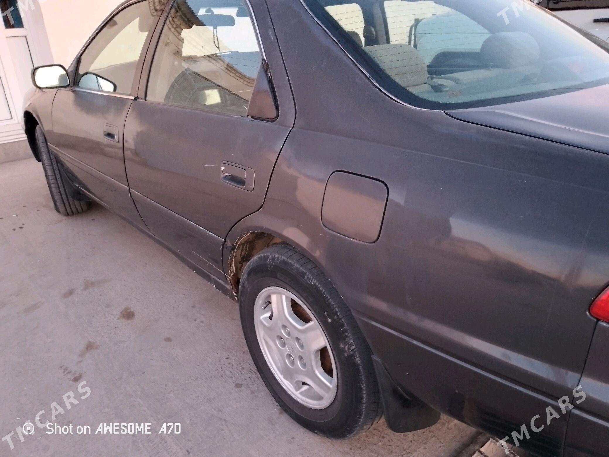 Toyota Camry 2000 - 140 000 TMT - Кёнеургенч - img 1