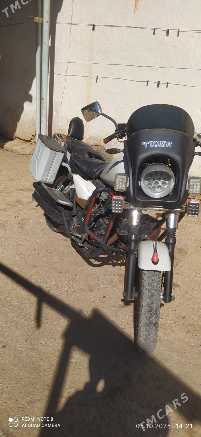 Fekon FK200-14G 2014 - 17 000 TMT - Теджен - img 2