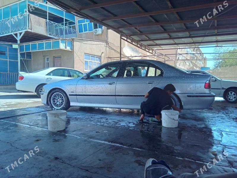 BMW E39 2022 - 100 000 TMT - Sarahs - img 6