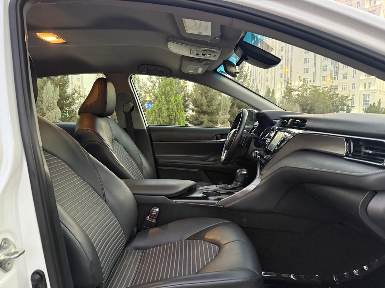 Toyota Camry 2020 - 275 000 TMT - Ашхабад - img 9