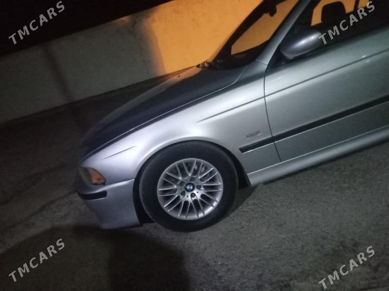 BMW E39 2022 - 100 000 TMT - Sarahs - img 7