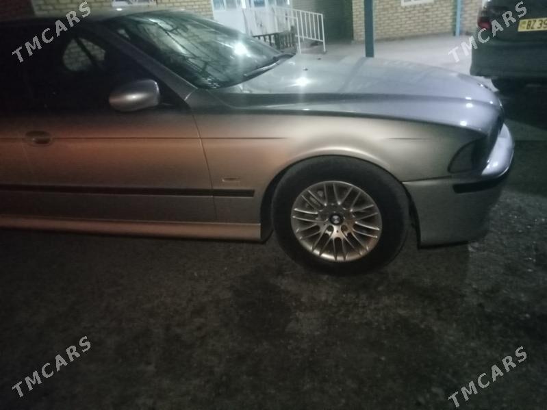 BMW E39 2022 - 100 000 TMT - Sarahs - img 8