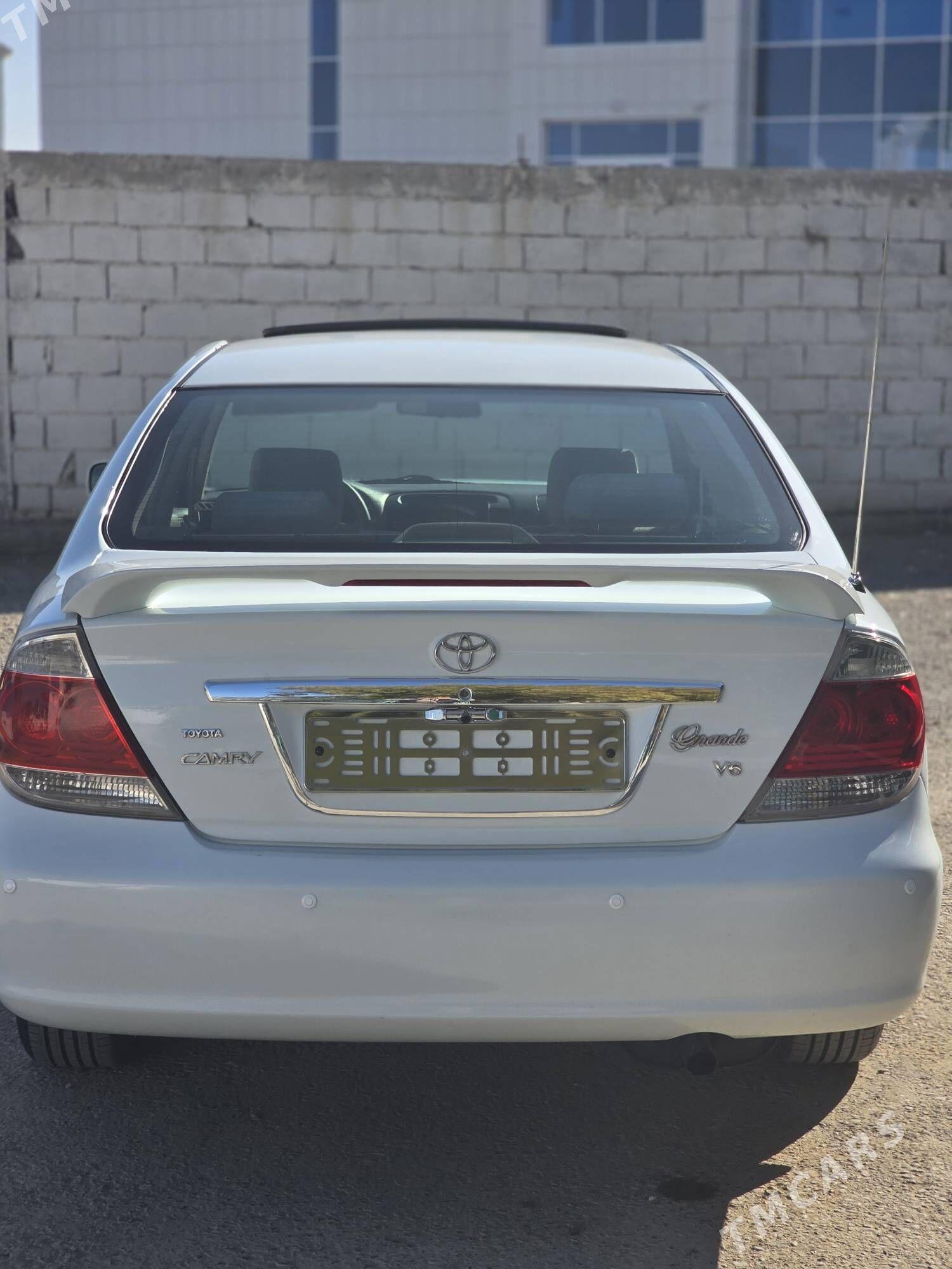 Toyota Camry 2002 - 158 000 TMT - Bedew - img 4