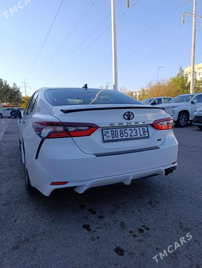 Toyota Camry 2022 - 340 000 TMT - Чарджоу - img 1