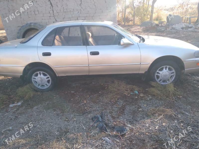 Toyota Camry 1993 - 95 000 TMT - Köneürgenç - img 3