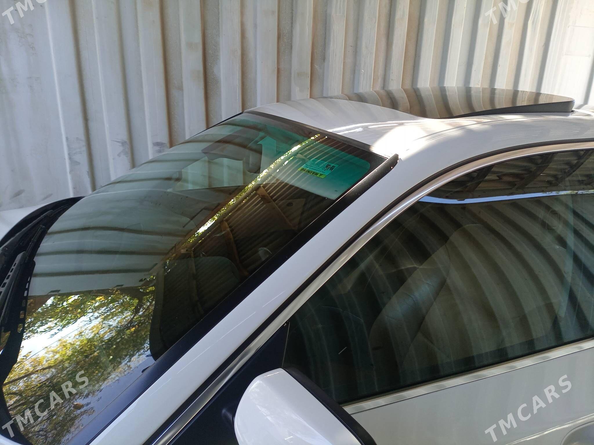 BMW 530 2009 - 220 000 TMT - Balkanabat - img 2