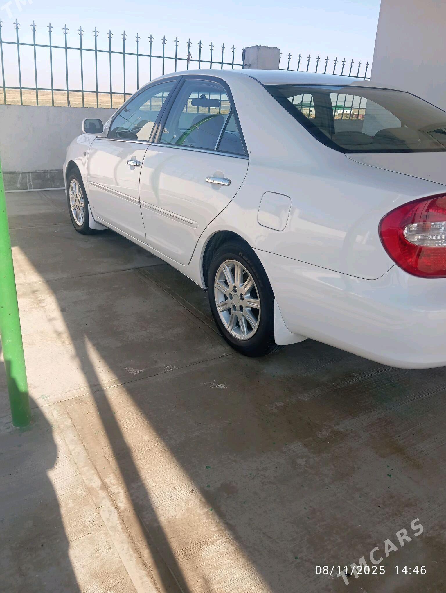 Toyota Camry 2003 - 160 000 TMT - Теджен - img 3